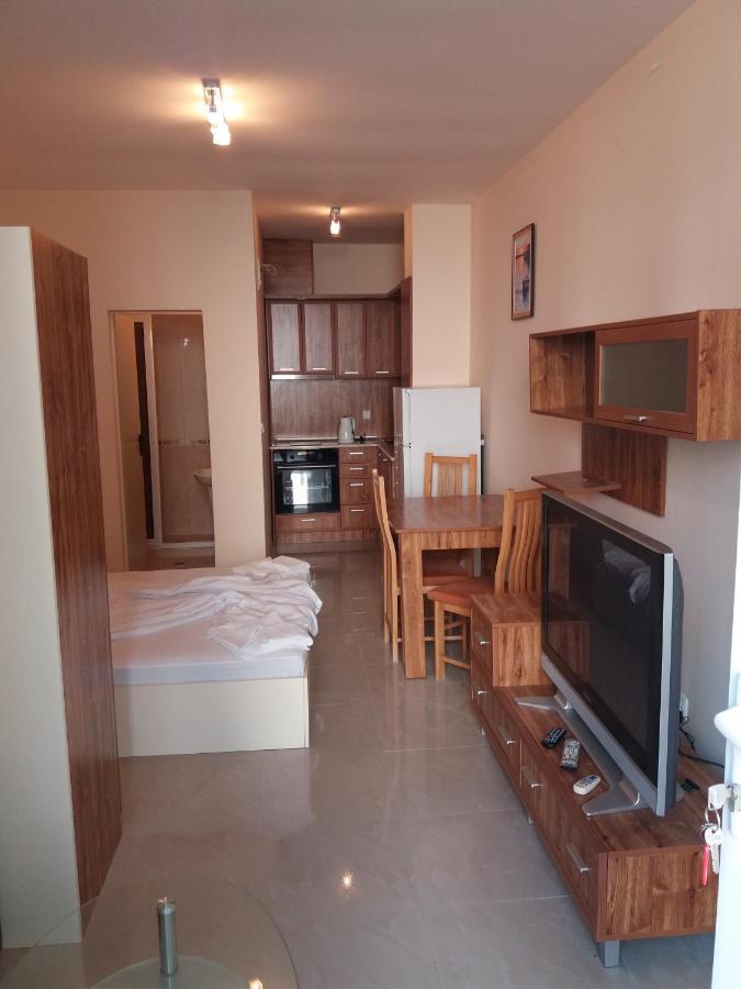 Golden Sea View Apartments 1 Pomorie Exterior foto