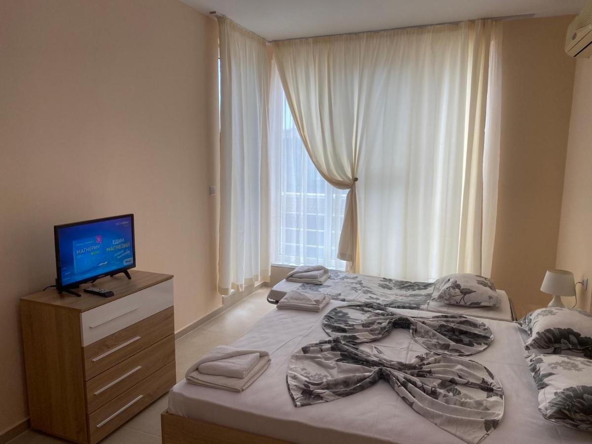 Golden Sea View Apartments 1 Pomorie Exterior foto