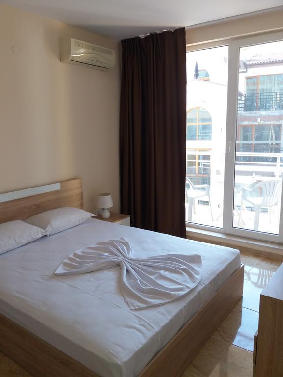 Golden Sea View Apartments 1 Pomorie Exterior foto
