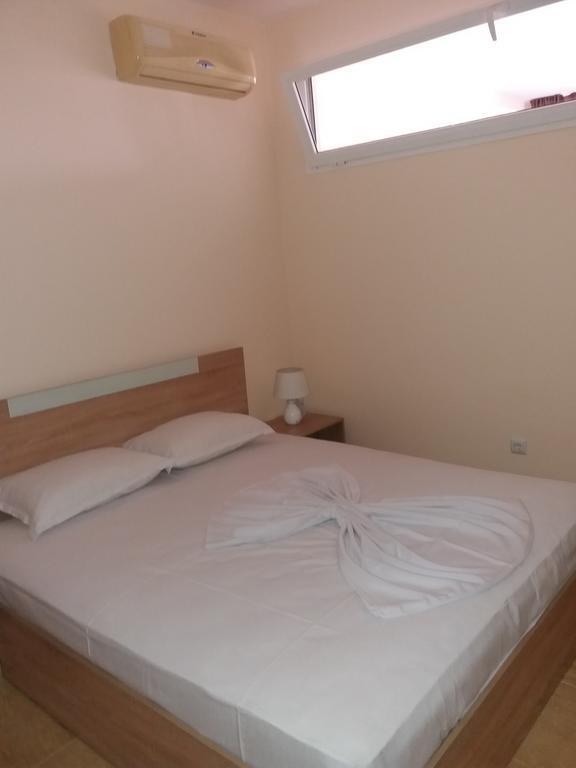 Golden Sea View Apartments 1 Pomorie Exterior foto